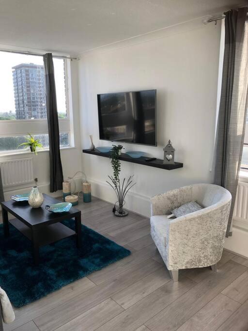 Modern, Family-Friendly Apartment By Hyde Park & Museums Londen Buitenkant foto