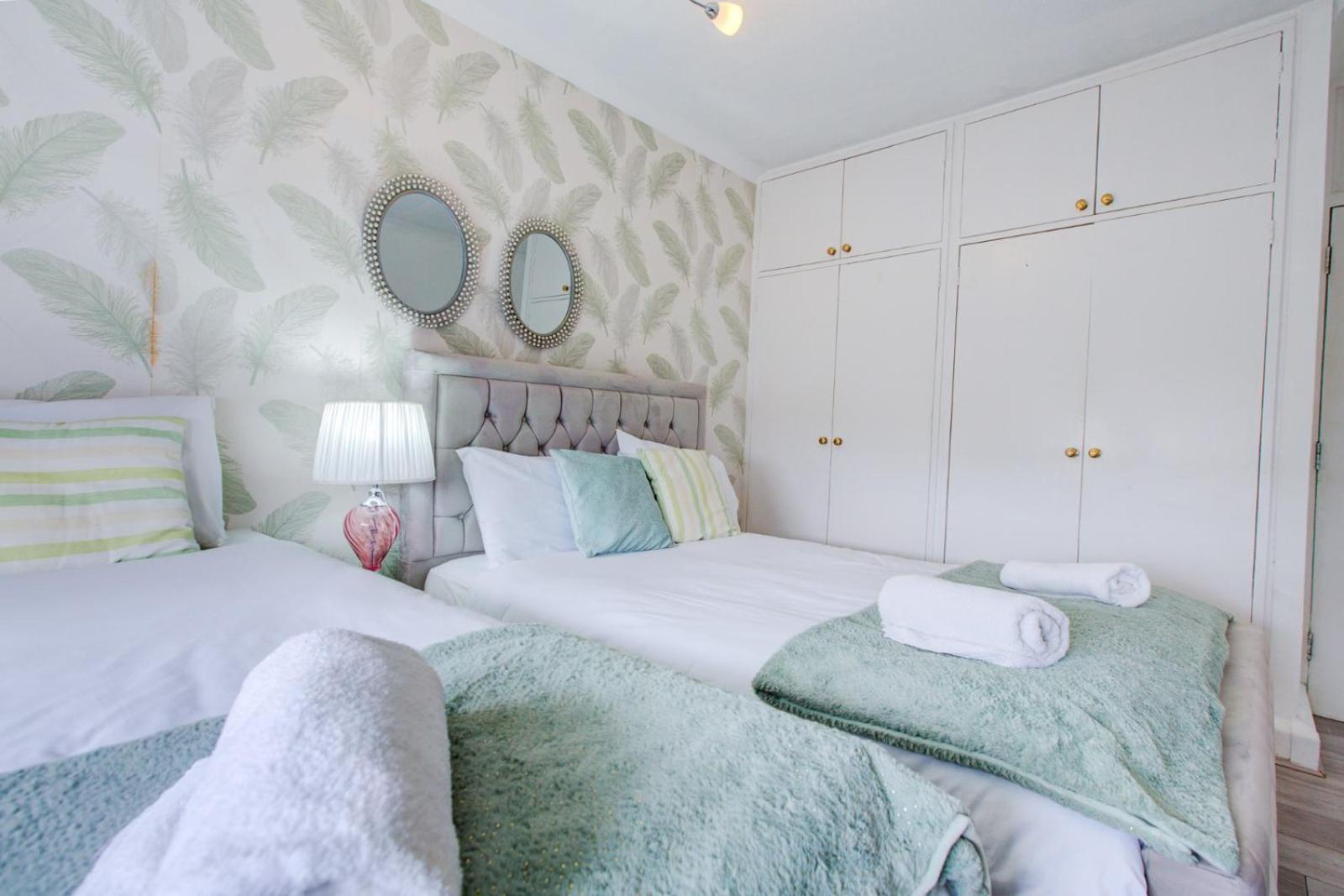 Modern, Family-Friendly Apartment By Hyde Park & Museums Londen Buitenkant foto